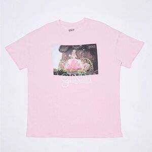 Glinda from Wicked size small pink t-shirt GUC women’s